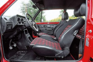 TAPETSARIES-7-VW-Golf-GTI