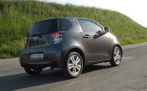 TOYOTA-IQ-THE-END-3