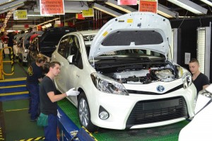 TOYOTA-YARIS-2.5-MILLIONS-2