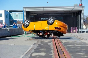 CRASH-TEST-CABRIO-4-VW-GOLF-CABRIOLET