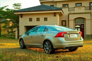 Volvo-S60L-4