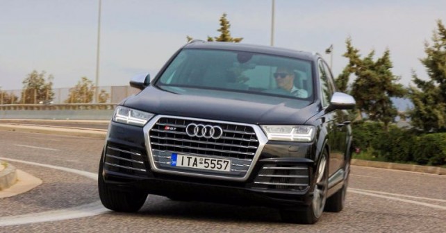 AUDI-SQ7 (31)