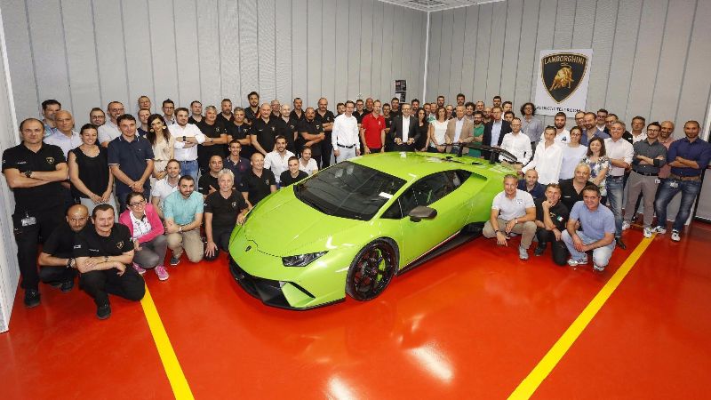 lamborghini-acoustic-test-room (1)