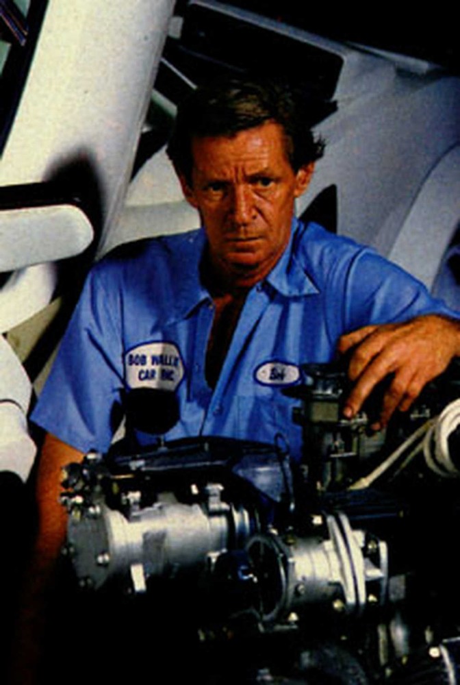 BOB WALLACE ΠΕΘΑΝΕ Ο ΑΝΘΡΩΠΟΣ ΠΟΥ ΕΚΑΝΕ ΤΑ ΤΡΑΚΤΕΡ ΑΥΤΟΚΙΝΗΤΑ carzine.gr