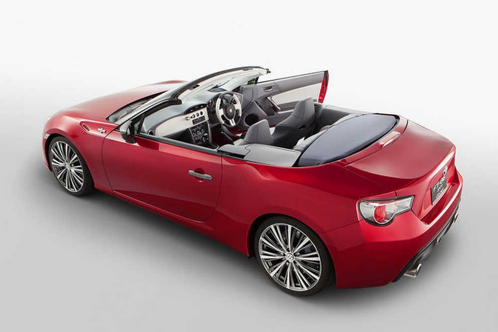 TOYOTA GT86 CABRIO 2 Carzine gr