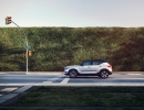 Volvo XC40 Recharge P8 AWD in Glacier Silver,
