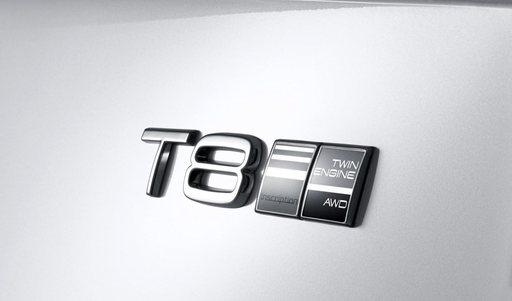 Emblem Twin Engine T8 Volvo S90/V90 Inscription White