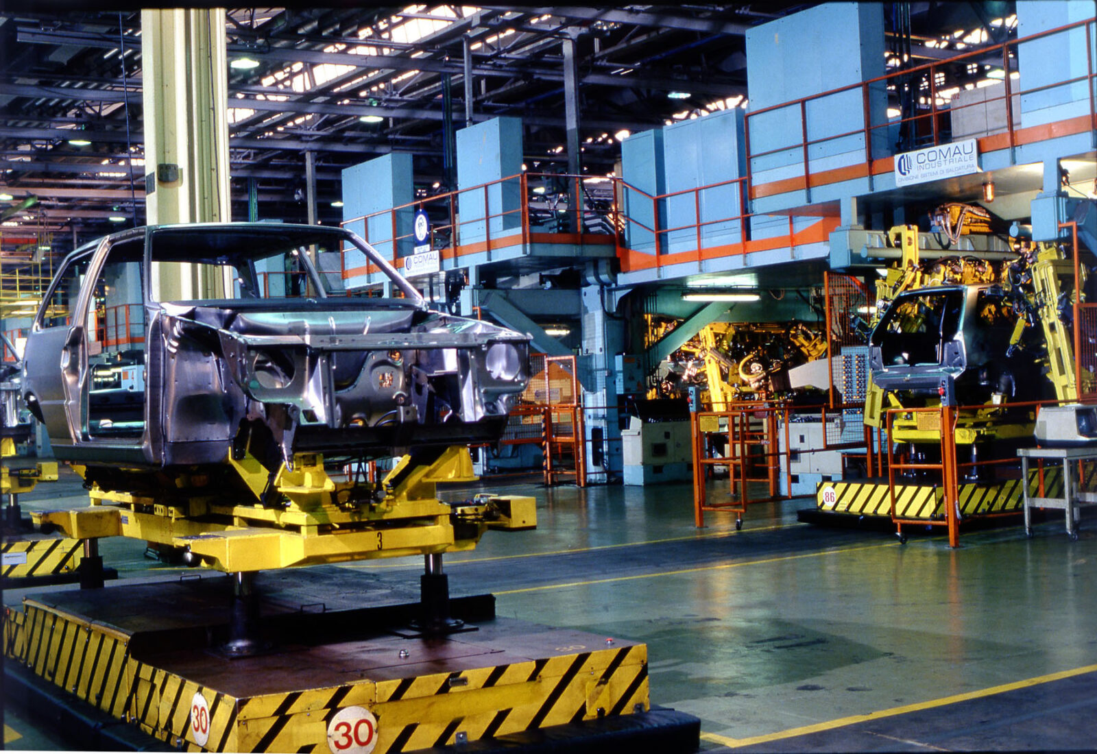 Το Fiat Uno, το διάστημα και η παραγωγή Robogate carzine.gr